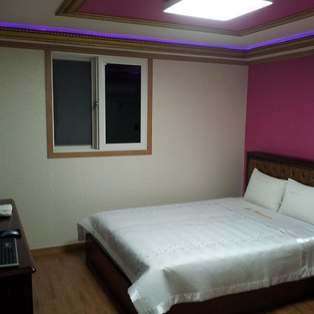 Guangju Hotel Banana Kvangdzsu Kültér fotó