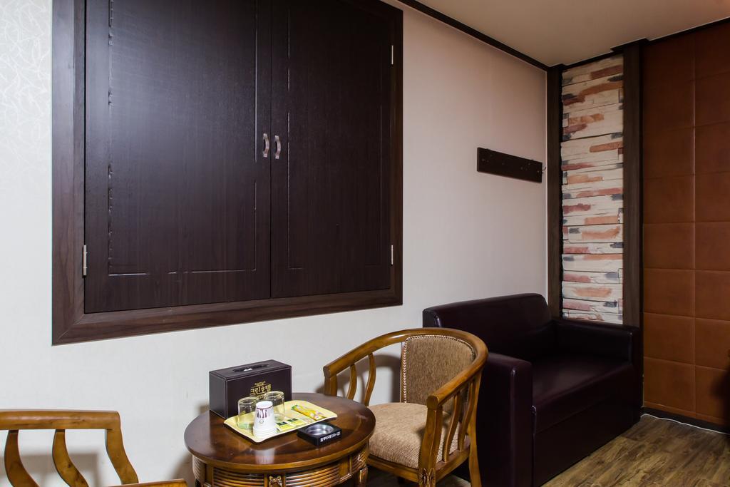 Guangju Hotel Banana Kvangdzsu Kültér fotó