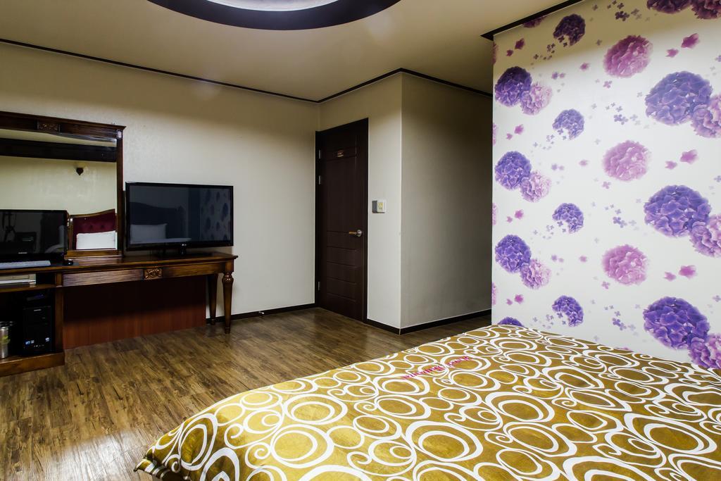 Guangju Hotel Banana Kvangdzsu Kültér fotó