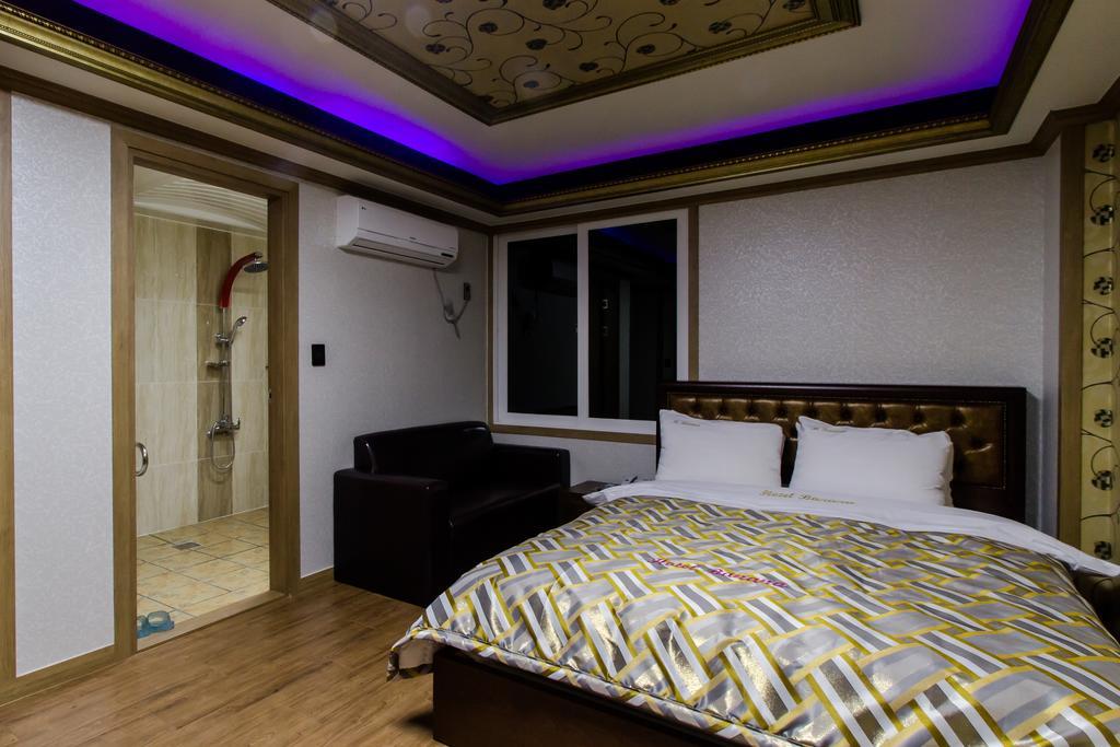 Guangju Hotel Banana Kvangdzsu Kültér fotó
