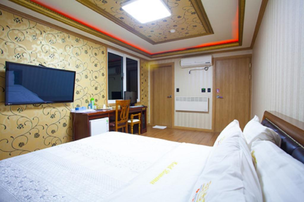 Guangju Hotel Banana Kvangdzsu Kültér fotó