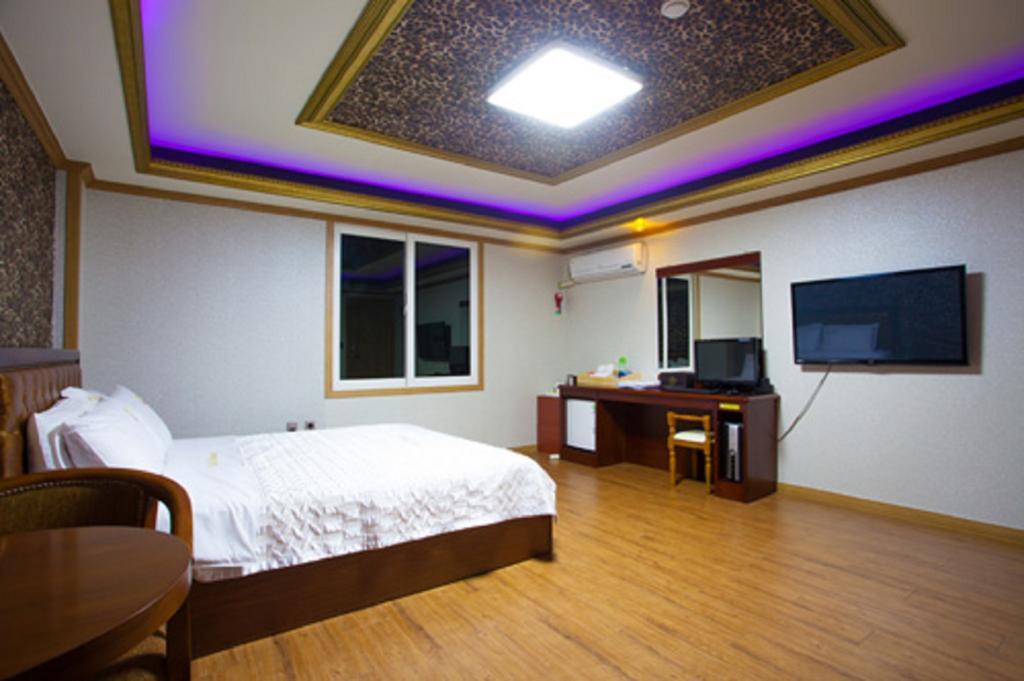 Guangju Hotel Banana Kvangdzsu Kültér fotó