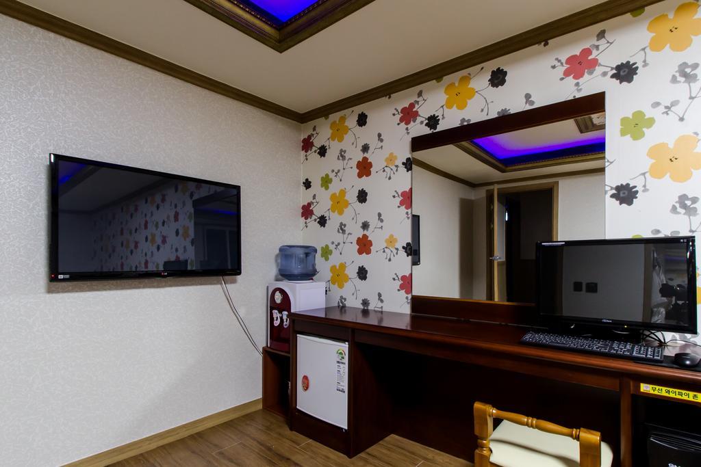 Guangju Hotel Banana Kvangdzsu Kültér fotó