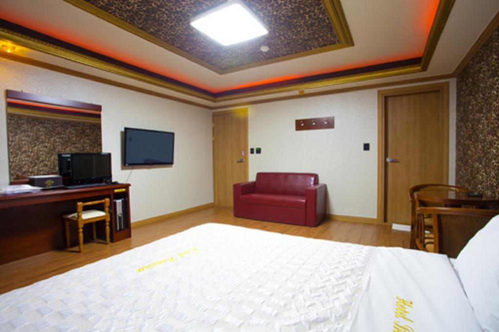 Guangju Hotel Banana Kvangdzsu Kültér fotó